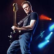 Bryan Adams